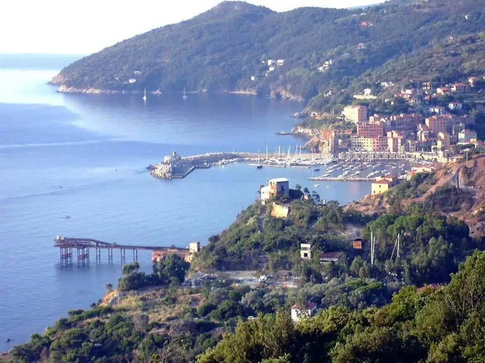 Appartamenti Anna Rio Marina Casa de Férias
