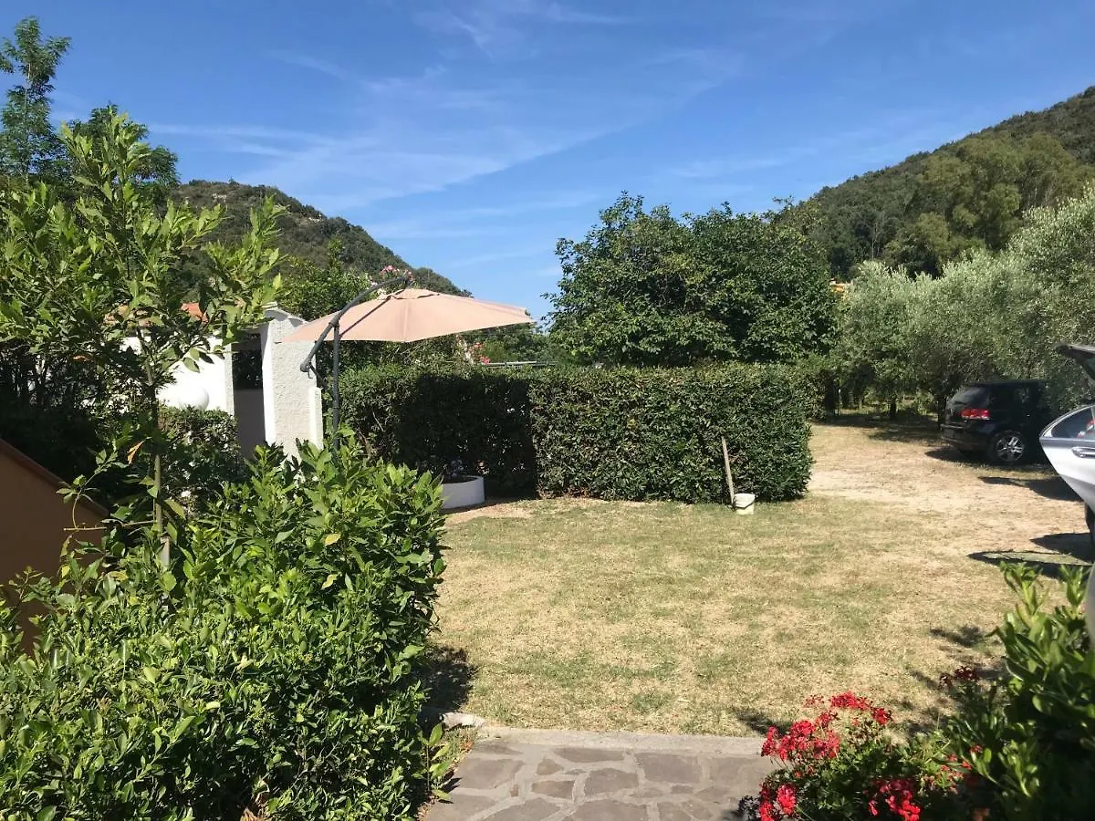 Appartamenti Anna Rio Marina 0*,